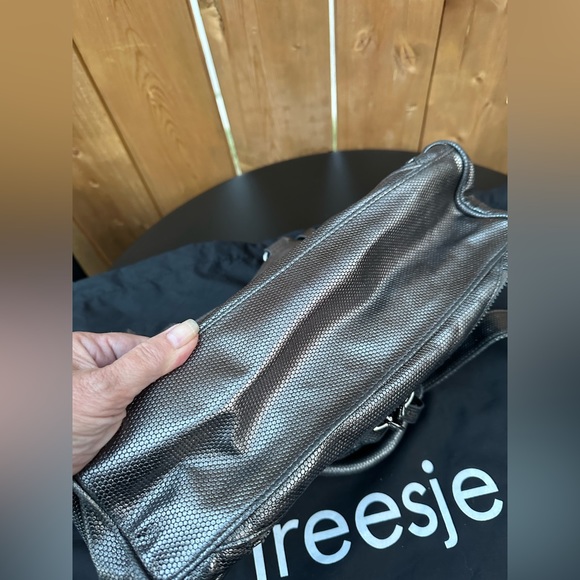 treesje Shoulder Bag - Picture 3 of 5